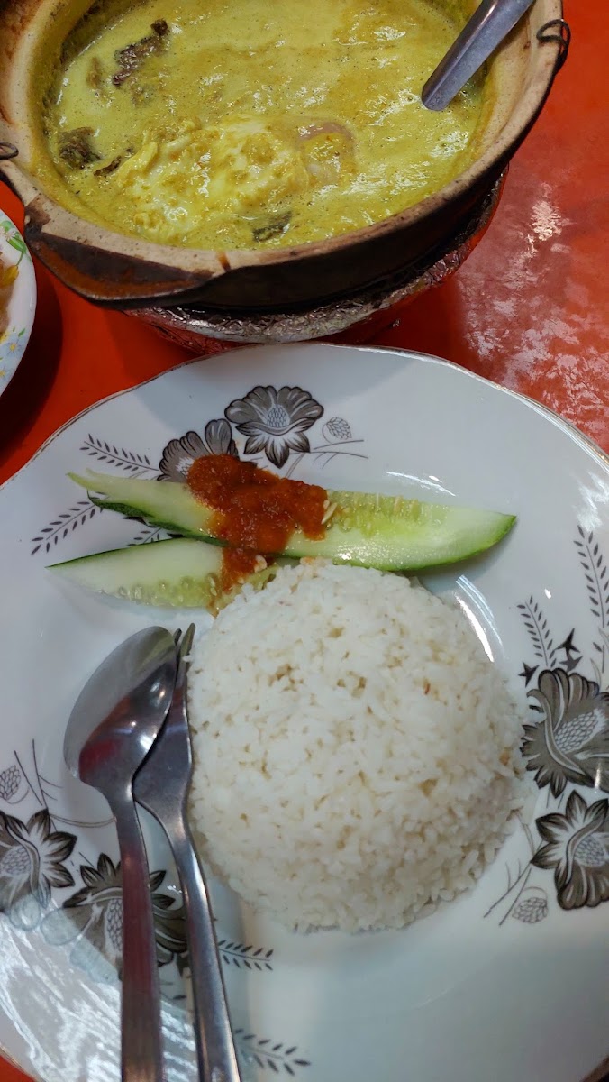 Restoran Bunga Cengkih Dengkil-5