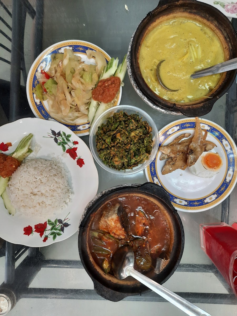 Restoran Bunga Cengkih Dengkil-9